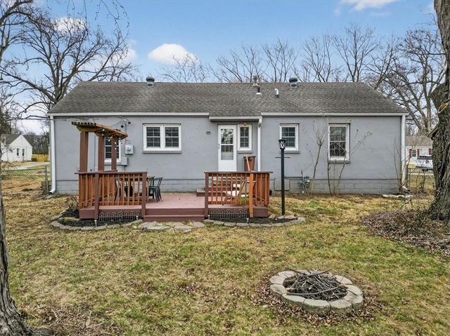 5048 CANTERBURY Street, Roeland Park, KS 66205
