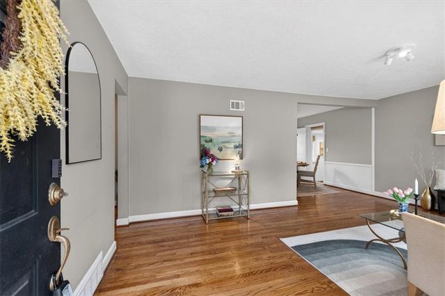 5048 CANTERBURY Street, Roeland Park, KS 66205