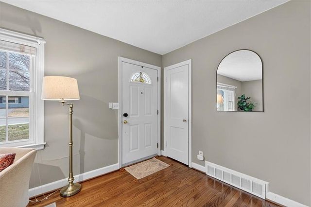 5048 CANTERBURY Street, Roeland Park, KS 66205