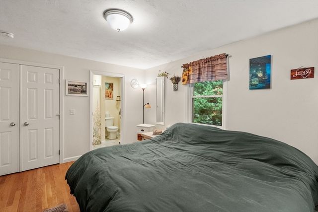 10 Hawthorne St, Kingston, MA 02364