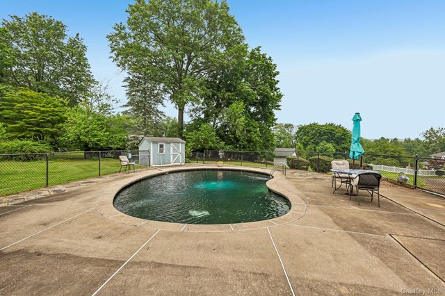 659 Andover Road, Valley Cottage, NY 10989