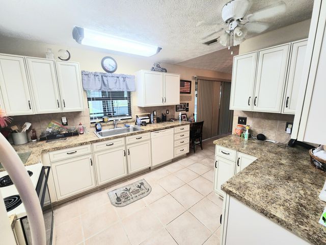 6801 Lakeland Boulevard, Fort Pierce, FL 34951