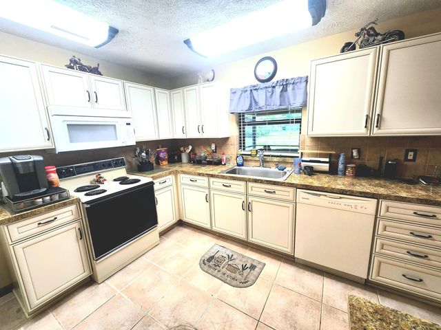 6801 Lakeland Boulevard, Fort Pierce, FL 34951