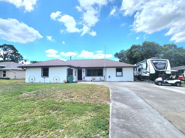 6801 Lakeland Boulevard, Fort Pierce, FL 34951