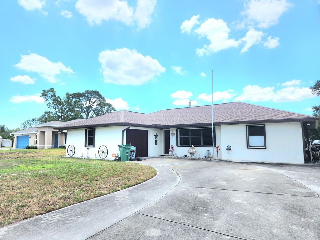 6801 Lakeland Boulevard, Fort Pierce, FL 34951