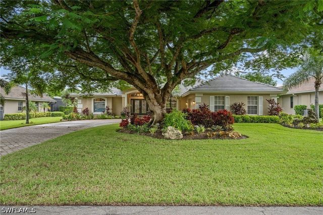 28399 Del Lago WAY, Bonita Springs, FL 34135
