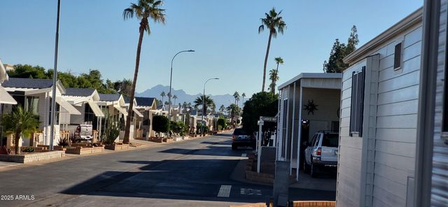 111 S GREENFIELD Road 633, Mesa, AZ 85206