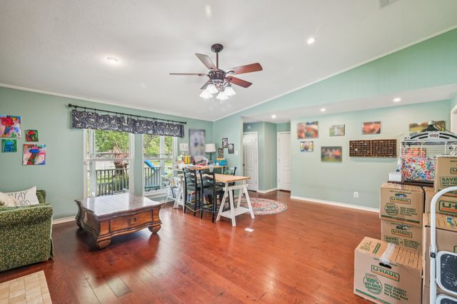 858 County Road 3101, Greenville, TX 75402