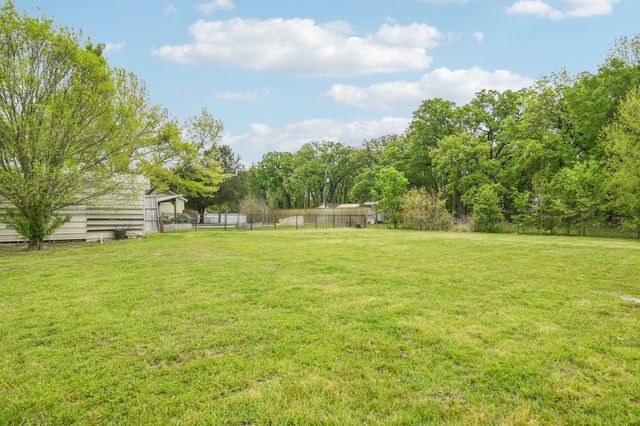 858 County Road 3101, Greenville, TX 75402