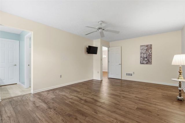 380 Allandale Dr, Bethel Park, PA 15102