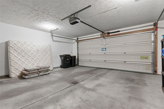 380 Allandale Dr, Bethel Park, PA 15102