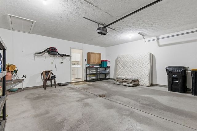 380 Allandale Dr, Bethel Park, PA 15102