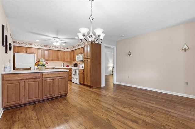 380 Allandale Dr, Bethel Park, PA 15102