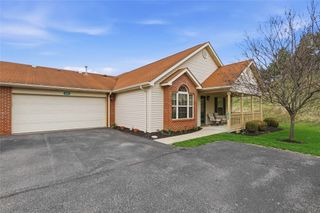 380 Allandale Dr, Bethel Park, PA 15102