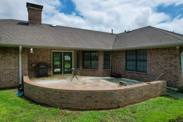 305 FM 1896, Mt Vernon, TX 75457
