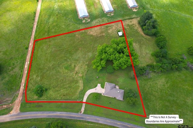 305 FM 1896, Mt Vernon, TX 75457