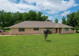 305 FM 1896, Mt Vernon, TX 75457