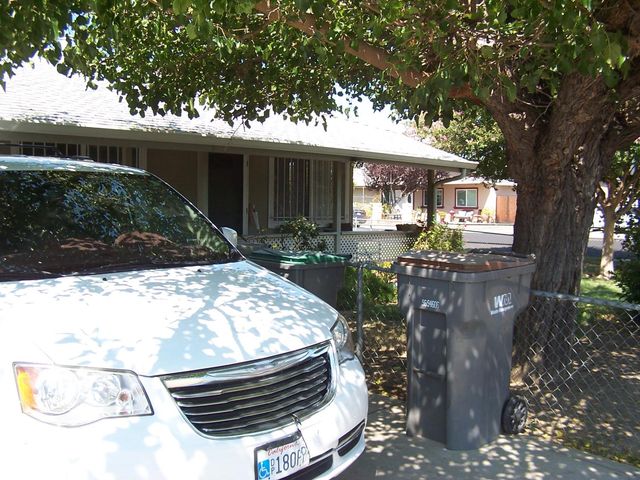 1900 Oxford St, West Sacramento, CA 95691