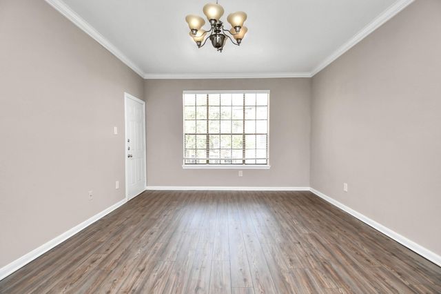 2255 Braeswood Park Drive 102, Houston, TX 77030