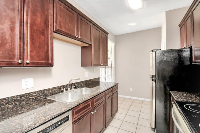 2255 Braeswood Park Drive 102, Houston, TX 77030