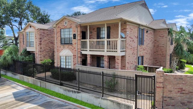 2255 Braeswood Park Drive 102, Houston, TX 77030