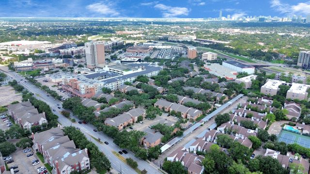 2255 Braeswood Park Drive 102, Houston, TX 77030