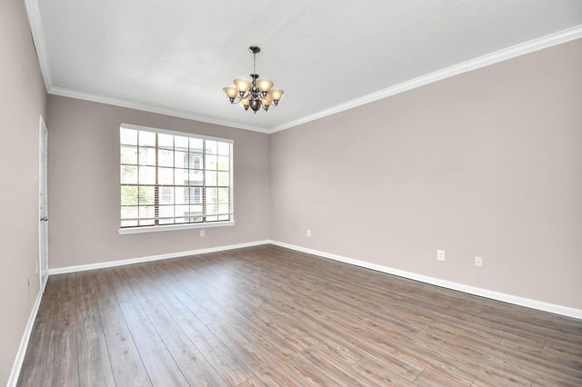 2255 Braeswood Park Drive 102, Houston, TX 77030