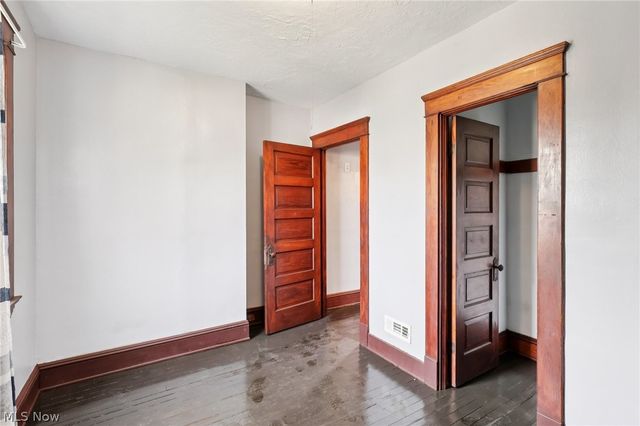 3612 Daisy Avenue, Cleveland, OH 44109