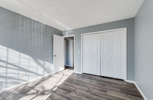 190 S Waters Edge Drive 302, Glendale Heights, IL 60139