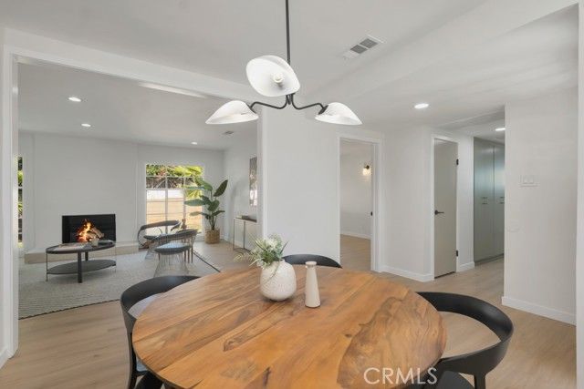 16125 Haynes Street, Van Nuys (los Angeles), CA 91406