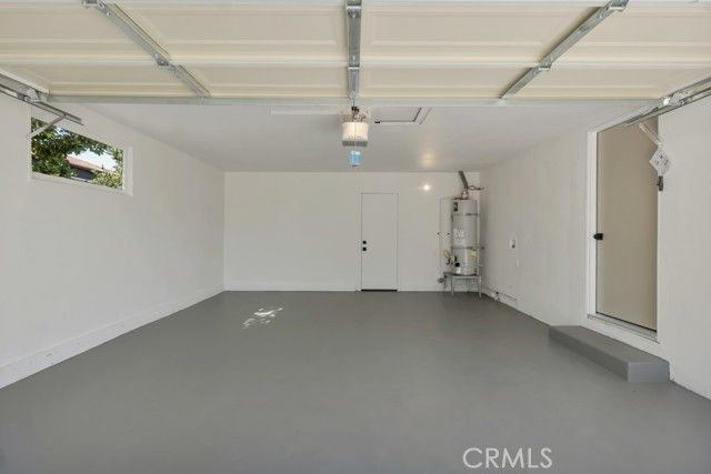 16125 Haynes Street, Van Nuys (los Angeles), CA 91406