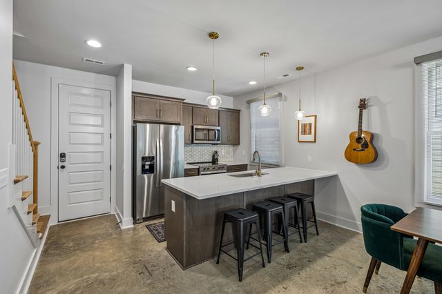 858 Seymour Ave, Nashville, TN 37206