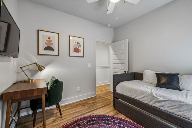 858 Seymour Ave, Nashville, TN 37206