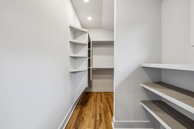 858 Seymour Ave, Nashville, TN 37206