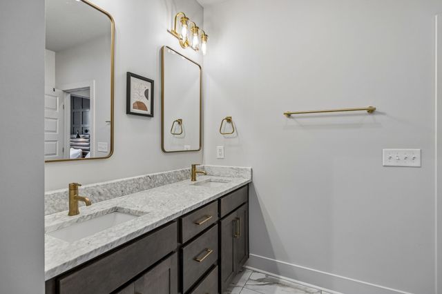 858 Seymour Ave, Nashville, TN 37206