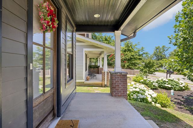 858 Seymour Ave, Nashville, TN 37206