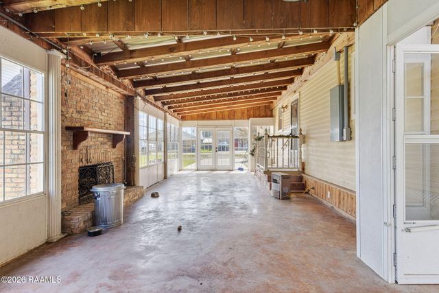 708 S Polk Street, Rayne, LA 70578