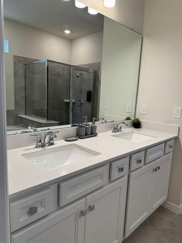 15882 CAPE CORAL LOOP, Clermont, FL 34714