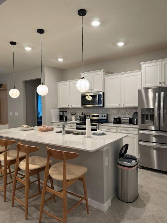 Image 7 of property listing at 15882 CAPE CORAL LOOP, Clermont, FL 34714