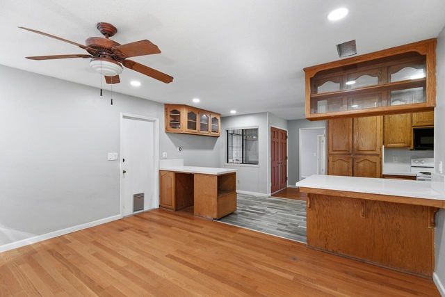 1460 Ridgecrest Dr, Manteca, CA 95336