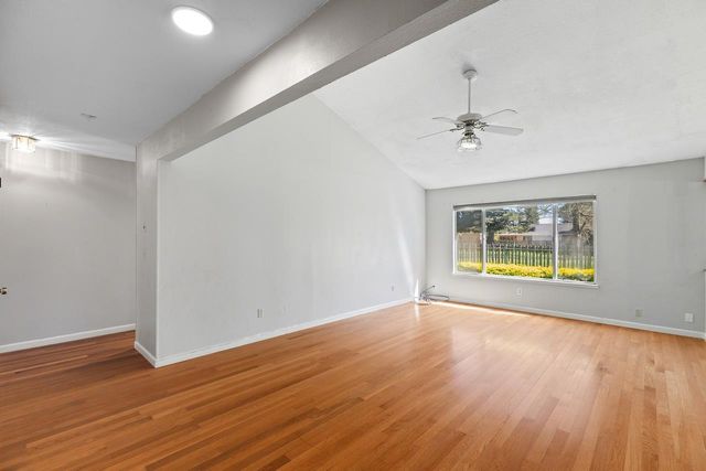 1460 Ridgecrest Dr, Manteca, CA 95336