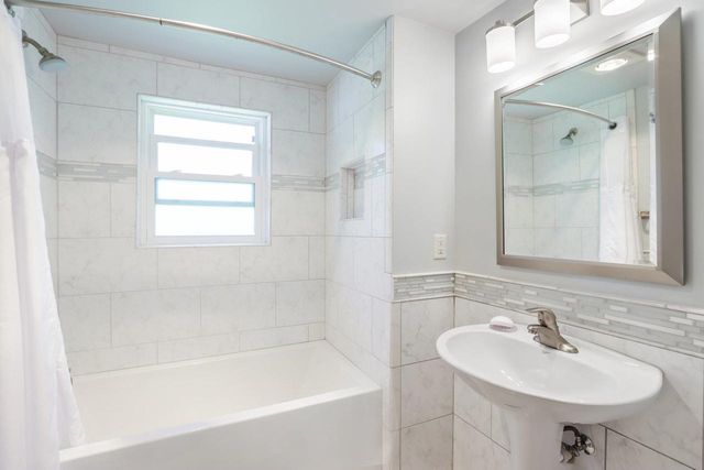 3515 Portage Road, Madison, WI 53704