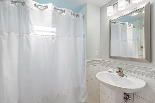 3515 Portage Road, Madison, WI 53704