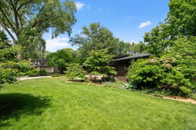 549 Turnpike Road, Golden Valley, MN 55416