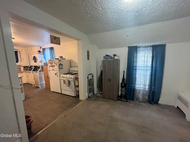 708 East Street, Rensselaer, NY 12144