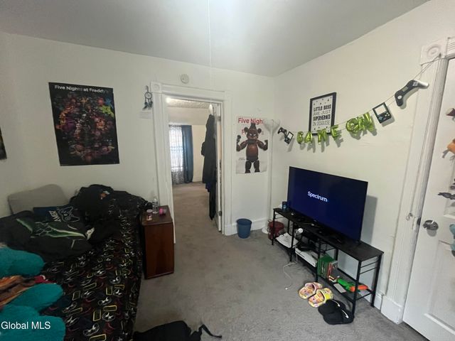 708 East Street, Rensselaer, NY 12144