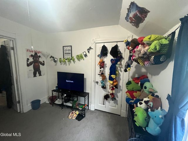 708 East Street, Rensselaer, NY 12144