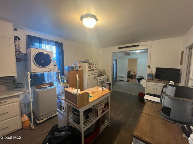 708 East Street, Rensselaer, NY 12144