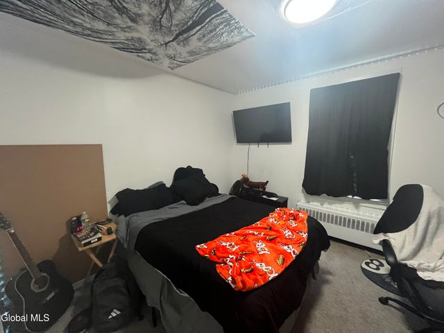 708 East Street, Rensselaer, NY 12144