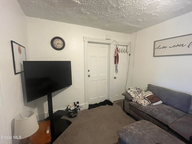 708 East Street, Rensselaer, NY 12144